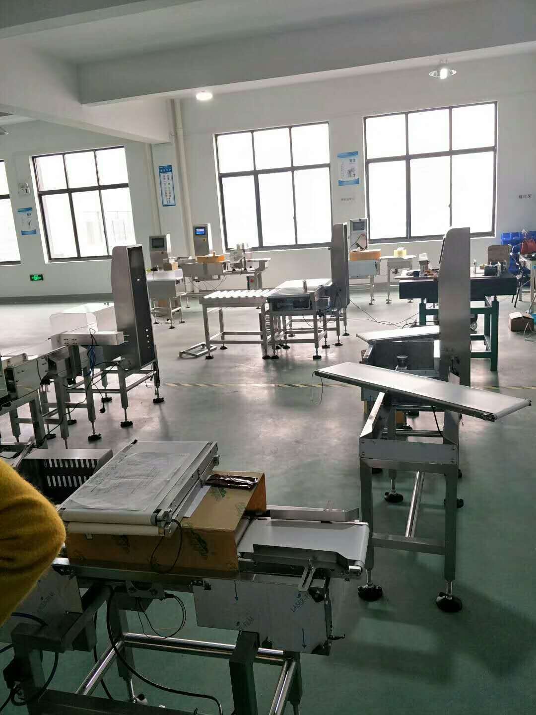 ���ٙz�س�